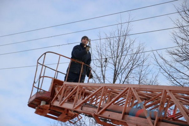Сводка от НМ ЛНР 13 января 2017. Укрофашисты обстреляли Дебальцево и Первомайск из крупнокалиберных орудий Сводка от НМ ЛНР 13 января 2017. Укрофашисты обстреляли Дебальцево и Первомайск из крупнокалиберных орудий