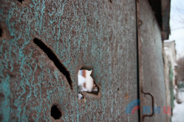 Сводка от НМ ЛНР 13 января 2017. Укрофашисты обстреляли Дебальцево и Первомайск из крупнокалиберных орудий Сводка от НМ ЛНР 13 января 2017. Укрофашисты обстреляли Дебальцево и Первомайск из крупнокалиберных орудий