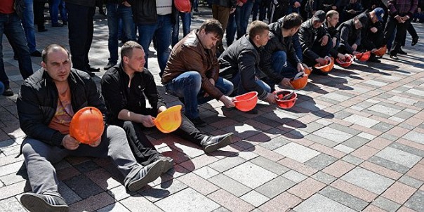 В Ростовской области шахтёры объявили голодовку – не получают зарплату с 2015 года