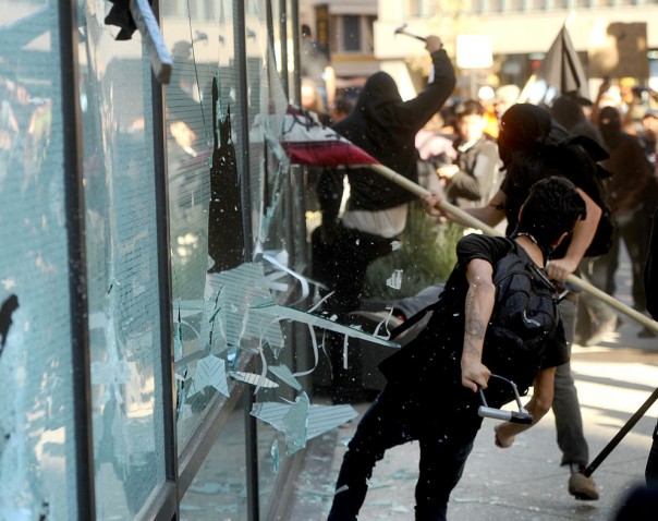 Мочилово в Чикаго в 2016 году: 762 человека убито, 4334 получили огнестрельные ранения Мочилово в Чикаго в 2016 году: 762 человека убито, 4334 получили огнестрельные ранения