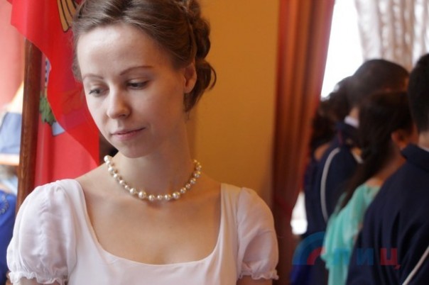 Первый в ЛНР Святочный бал состоялся в Луганске