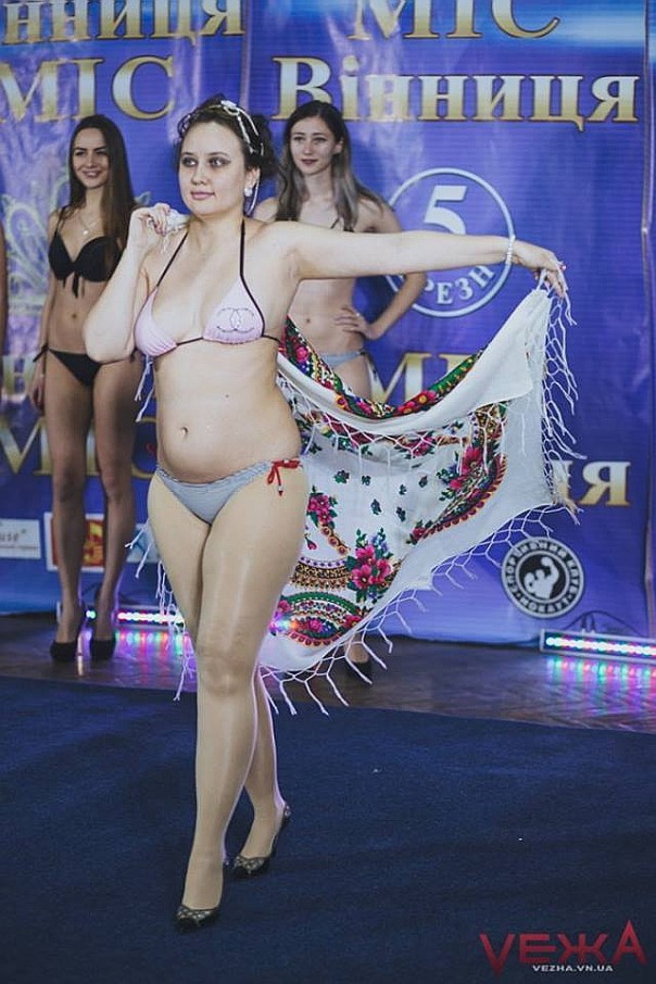 Сеть «порвали» фото с конкурса красоты в вотчине Порошенко