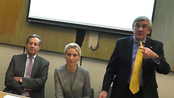 Грэма Филлипса выгнали из британского парламента за вопрос об Украине