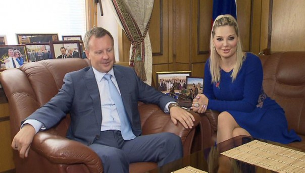 Провокатор или заложник: политологи прокомментировали поступок коммуниста Вороненкова