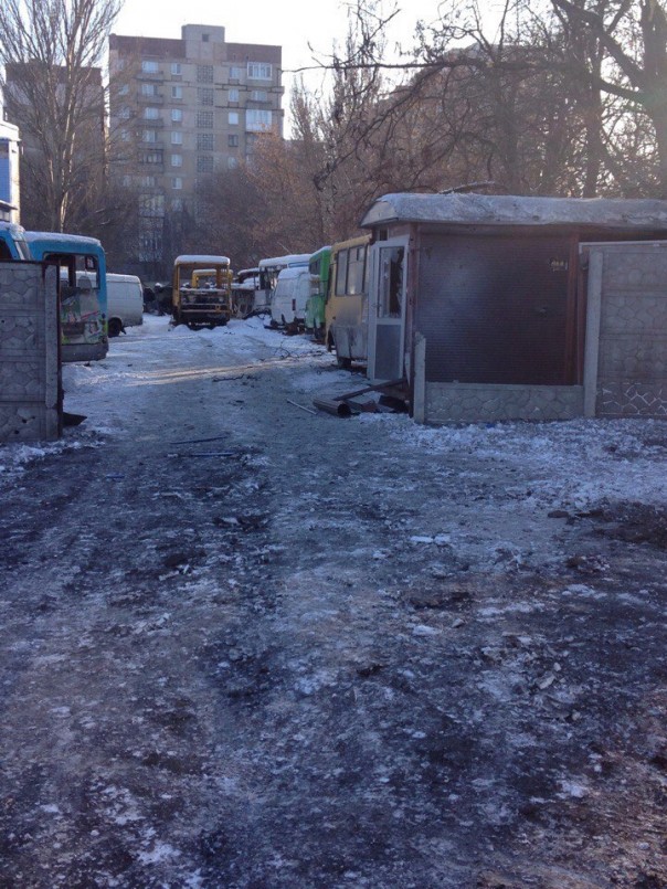 Аэропорт-Спартак-ЯБП продолжается бой, у укропов большие потери, на штурм идти уже не кому.