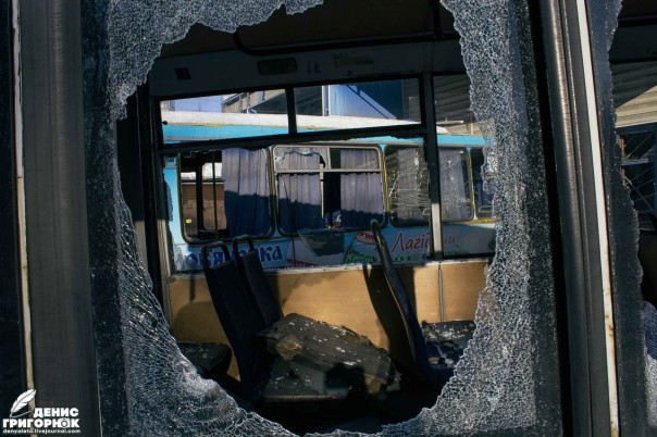 Аэропорт-Спартак-ЯБП продолжается бой, у укропов большие потери, на штурм идти уже не кому.