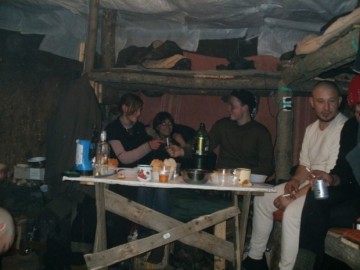 Падеж в новогоднем угаре: "воины света" гибнут в пьяных драках и мрут от отравления алкоголем