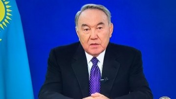 Назарбаев выступил с обращением по вопросам перераспределения полномочий