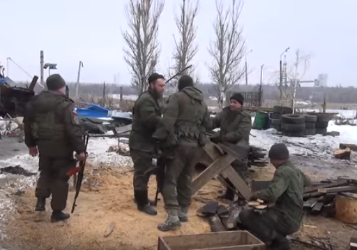 Александр Захарченко посетил передовые рубежи обороны