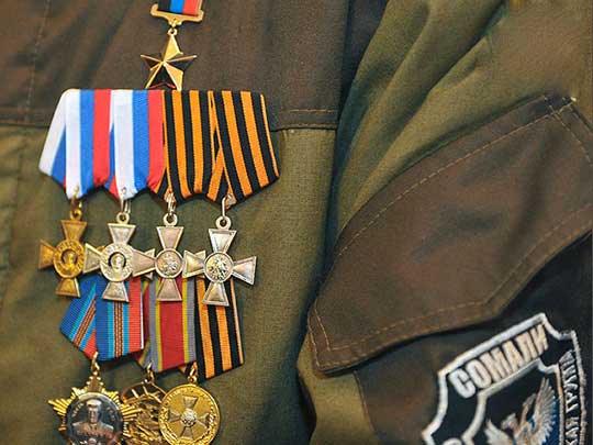 За что у Гиви столько наград? За что у Гиви столько наград?