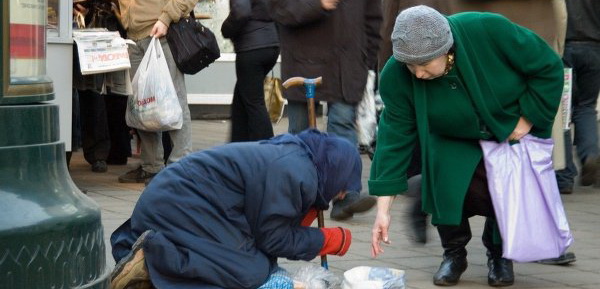 В 2017 году экономика Украины продолжит падать, тарифы расти, а люди – беднеть