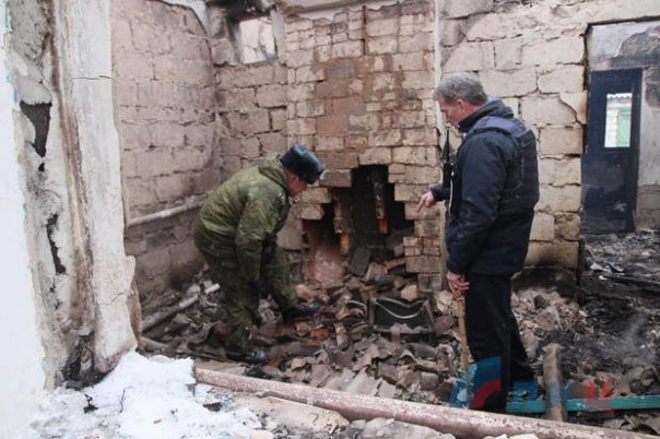 Сводка от НМ ЛНР 2 февраля 2017. СБУ, угрожая расправой над задержанной матерью, требовали сотрудничества от бойца НМ ЛНР Сводка от НМ ЛНР 2 февраля 2017. СБУ, угрожая расправой над задержанной матерью, требовали сотрудничества от бойца НМ ЛНР
