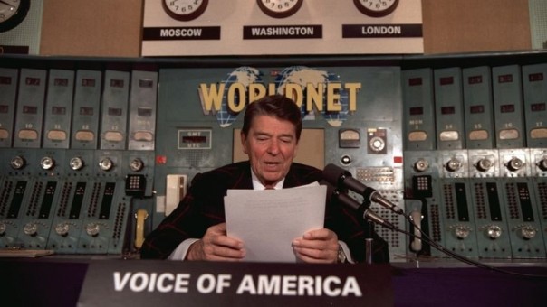 У США кончились деньги на развитие демократии: прощай, пропаганда!