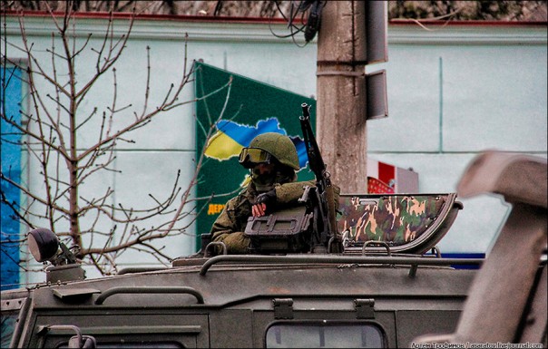 Почему Киев не воюет в Крыму? ...