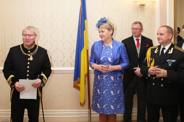 В европейских столицах начали игнорировать украинских послов