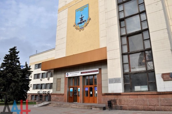 Сводка от МО ДНР 13 февраля 2017. Укрофашисты за сутки 509 раз обстреляли территорию ДНР, разведка выявила шесть «Градов» на южном участке фронта Сводка от МО ДНР 13 февраля 2017. Укрофашисты за сутки 509 раз обстреляли территорию ДНР, разведка выявила шесть «Градов» на южном участке фронта