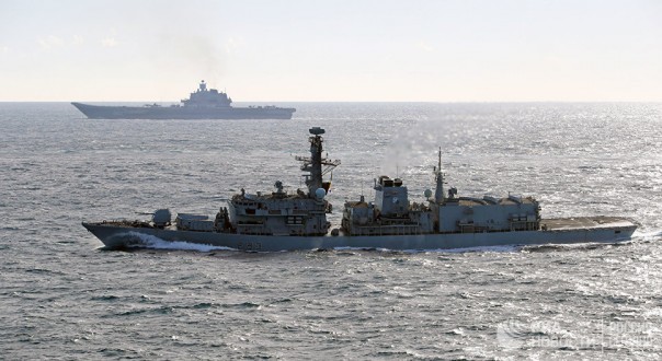 Командир "Адмирала Кузнецова" объяснил, почему крейсер дымит