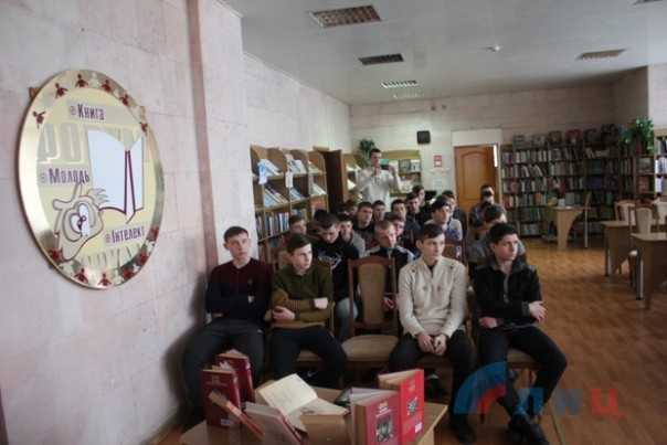 Сводка от НМ ЛНР 14 февраля 2017. В Республике торжественно отмечают 74-ю годовщину освобождения Луганска Сводка от НМ ЛНР 14 февраля 2017. В Республике торжественно отмечают 74-ю годовщину освобождения Луганска