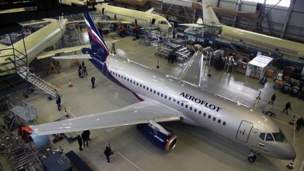 Иран намерен закупить 12 самолетов "Sukhoi Superjet 100" в России