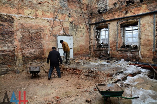 Сводка от МО ДНР 25 февраля 2017. Обстановка на фронте резко обострилась, ВСУ за сутки более 2 тыс. раз обстреляли ДНР