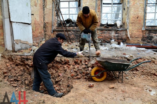 Сводка от МО ДНР 25 февраля 2017. Обстановка на фронте резко обострилась, ВСУ за сутки более 2 тыс. раз обстреляли ДНР