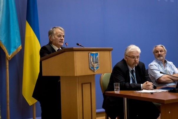 Съезд пораженцев: В Киеве прошел форум «по деоккупации Крыма»