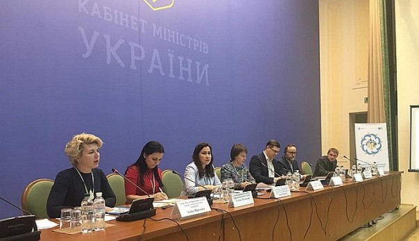 Съезд пораженцев: В Киеве прошел форум «по деоккупации Крыма»