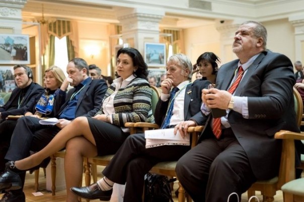 Съезд пораженцев: В Киеве прошел форум «по деоккупации Крыма»