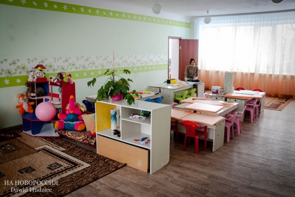 «Террористы ДНР» восстановили школы и детские сады в Дебальцево «Террористы ДНР» восстановили школы и детские сады в Дебальцево