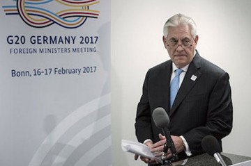 Рекс взял след.. и запутал!