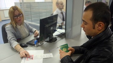 Амнистию для нелегалов начнут с соотечественников