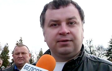 Лукашенко довел страну и только на «своем золотом унитазе летает» Лукашенко довел страну и только на «своем золотом унитазе летает»