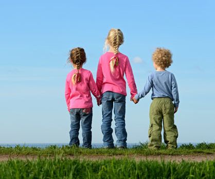 «Газель», земля и 15 тысяч в месяц: в Госдуме предлагают замену материнскому капиталу