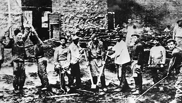 Корнилов: "Центральная Рада без немцев была никем и ничем" Корнилов: "Центральная Рада без немцев была никем и ничем"