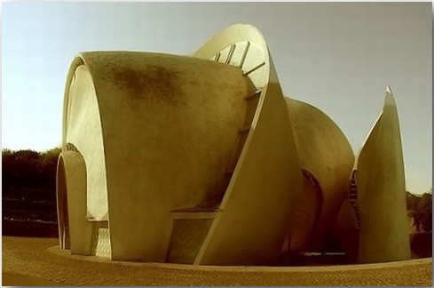 Футуристические здания позднего СССР, которые кажутся иллюстрациями к фэнтези