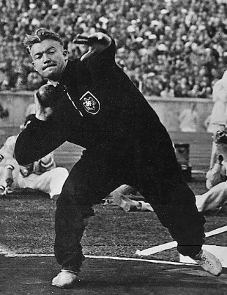 74 года назад была сожжена белорусская деревня Хатынь