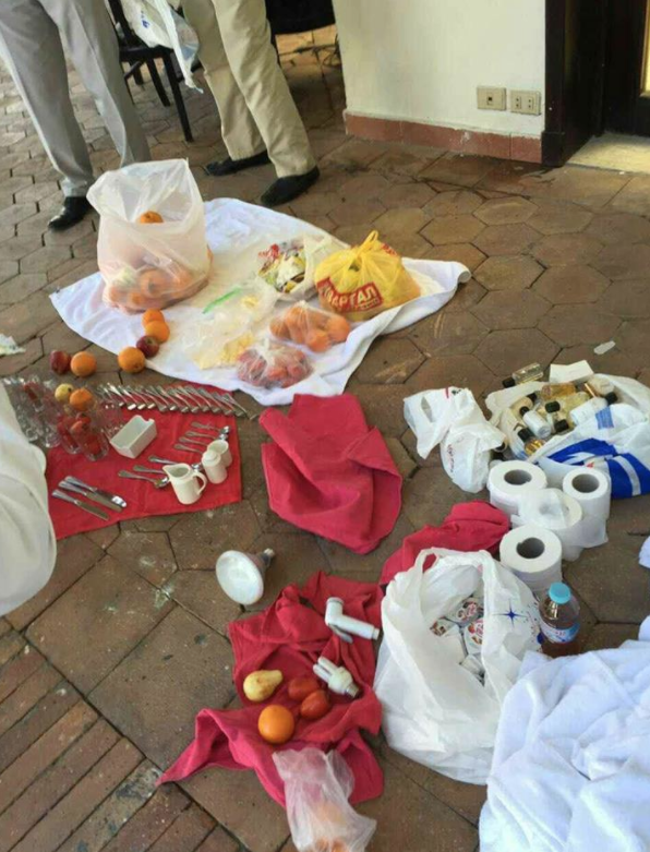 Хозяйственный украинец попытался вывезти из отеля в Египте всё, что только смог