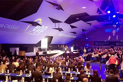 Крупнейшая партия ЕС обвинила Россию в войне против либеральных ценностей