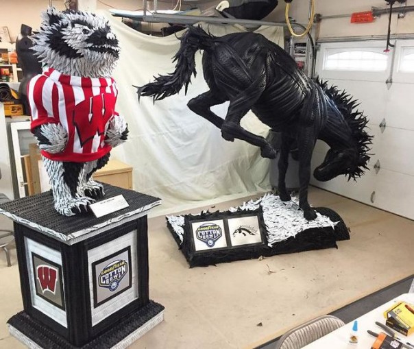 Бейсболист создаёт удивительные скульптуры из велосипедных шин Бейсболист создаёт удивительные скульптуры из велосипедных шин