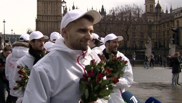 Европейцы поздравили женщин с русским размахом