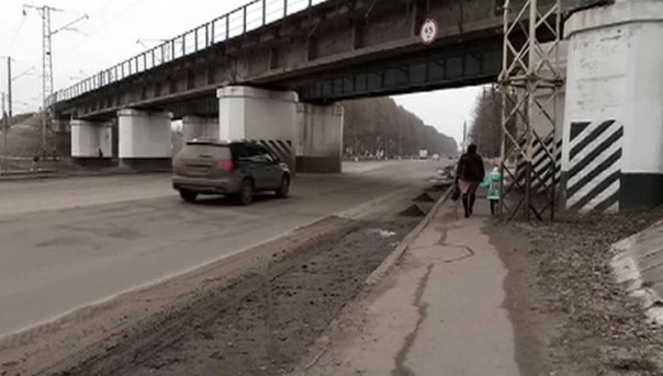 Жители Конотопа прогнали депутатов Рады из города