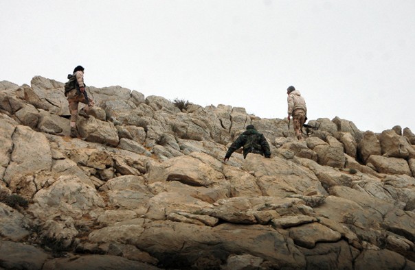 Война в Сирии: Армия САР отбила у боевиков аэродром