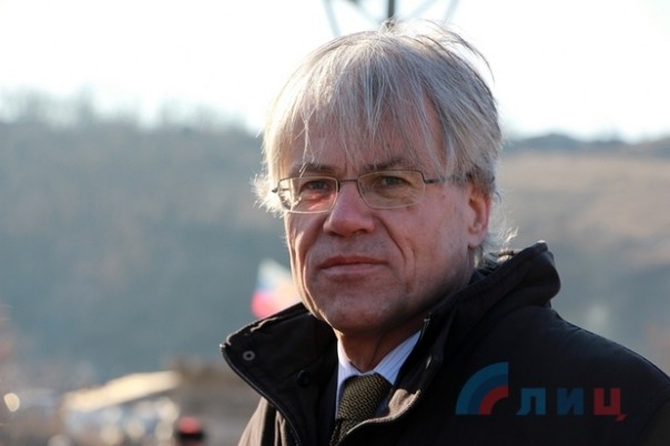 Сводка от НМ ЛНР 9 марта 2017. Президент Международного Комитета Красного Креста Петер Маурер посетил пункт пропуска ЛНР у Станицы Луганской