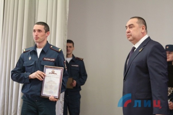 Сводка от НМ ЛНР 9 марта 2017. Президент Международного Комитета Красного Креста Петер Маурер посетил пункт пропуска ЛНР у Станицы Луганской