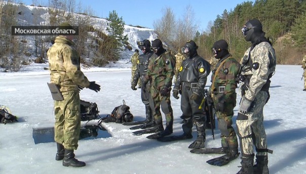 Гвардейцы с аквалангами: Росгвардия отработала бои под водой
