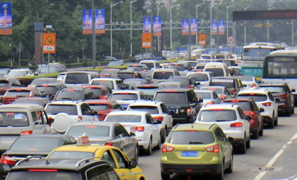 Как УАЗ Хантер и Лада 4х4 штурмуют рынок Китая Как УАЗ Хантер и Лада 4х4 штурмуют рынок Китая