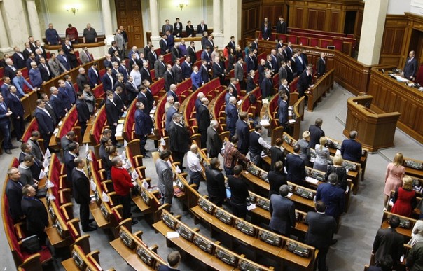 Заседание Верховной рады чуть не кончилось дракой из-за языка