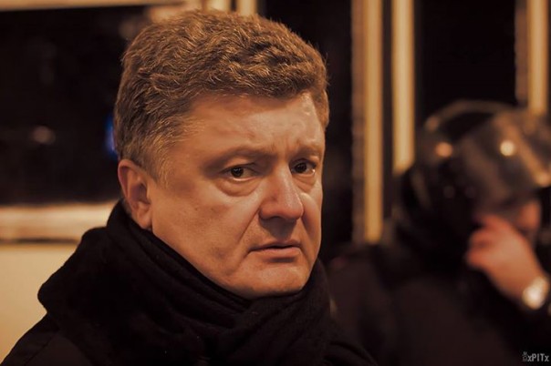 Между двух огней: сколько Порошенко будет терпеть радикалов?