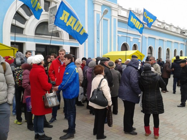 Десант ЛДПР едет по стране: о ЖКХ, лесе, дорожных хулиганах и других законопроектах