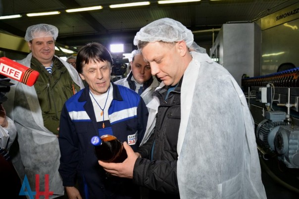 Глава ДНР запустил работу пивоваренного завода в Донецке после почти 2-х лет простоя предприятия